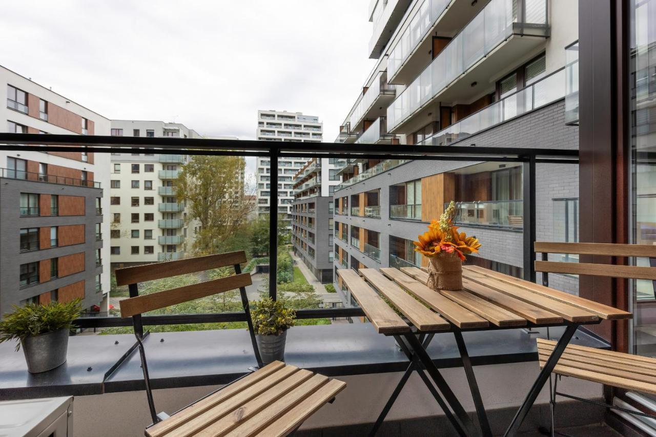 Siedmiogrodzka Air-Conditioned Apartment With Balcony Wola By Noclegi Renters Warsaw Exterior photo