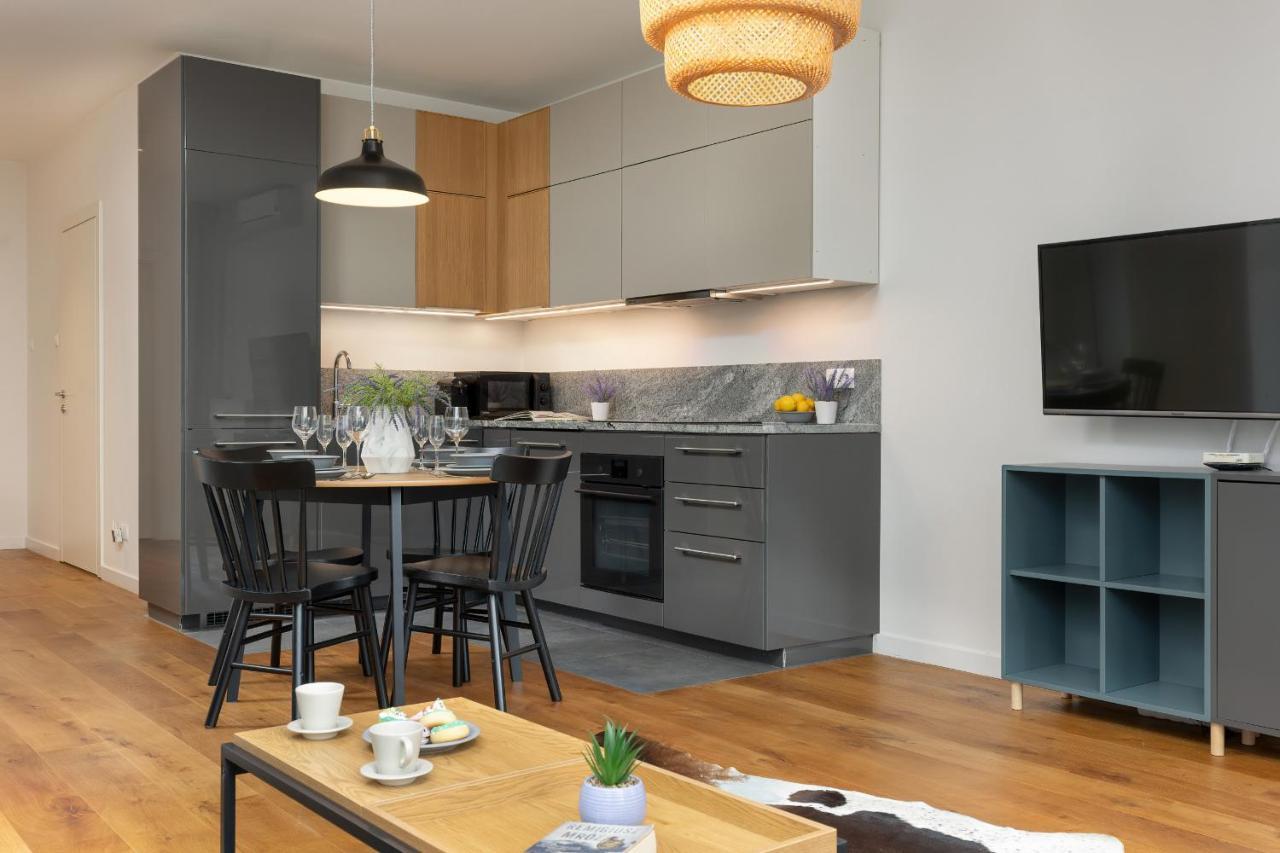 Siedmiogrodzka Air-Conditioned Apartment With Balcony Wola By Noclegi Renters Warsaw Exterior photo